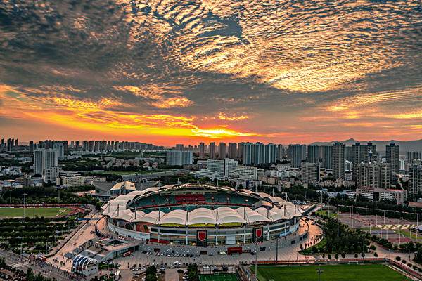 秦皇島奧特中心奧運專用足球比賽照明系統(tǒng)